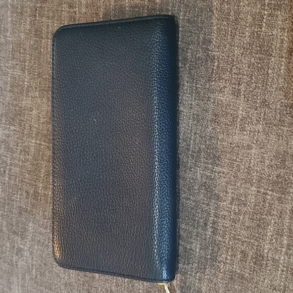 Michael Kors Navy Blue Hamilton Wallet - Picture 3 of 3